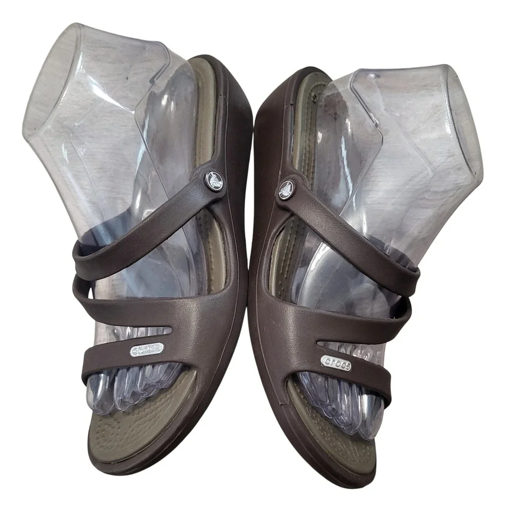Crocs Patricia Mini Wedge Sandals Womens 8 Brown Taupe Multi Strap Slip On Shoes